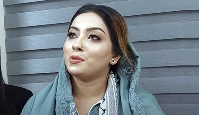 আট মাস আগে আমার পরিচয় হয়, সৌদি রাষ্ট্রদূতের সঙ্গে সম্পর্ক লুকাইনি: মেঘনা আলম (ভিডিও)